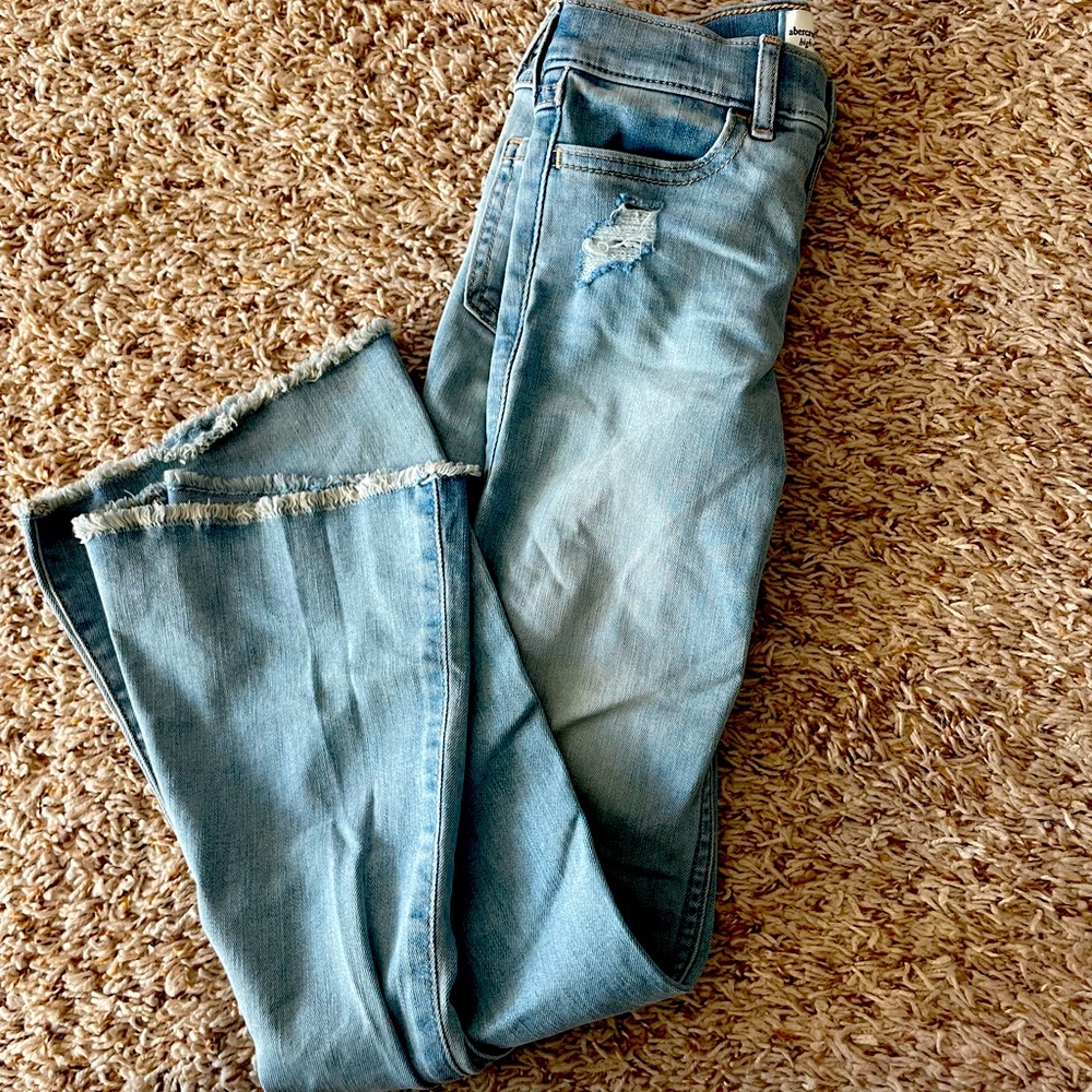 Abercrombie and Fitch girls 7/8 long flare jeans